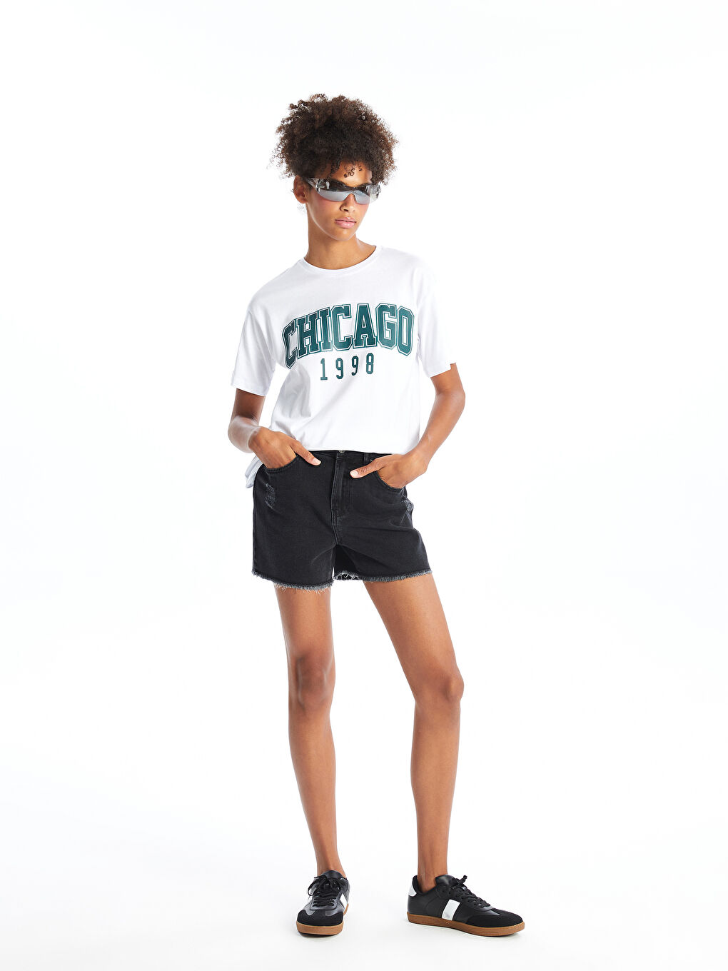 Mom Fit Ripped Detailed Women s Jean Shorts W46273Z8 CVL W46273Z8 CVL LC Waikiki