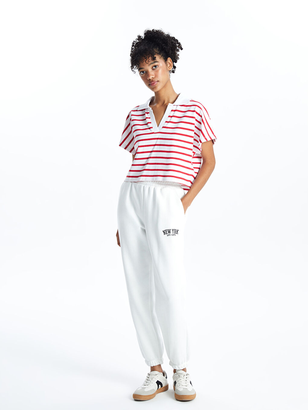 LCW CASUAL Pantalon de survetement imprime a taille elastique pour femme W46672Z8 R9J W46672Z8 R9J LC Waikiki