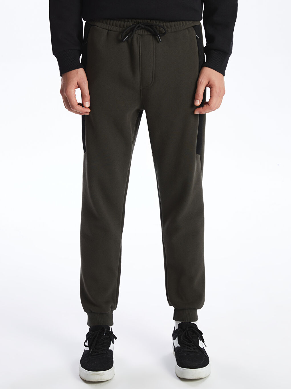 Standard Fit Men's Thick Jogger Sweatpants -W46971Z8-HCM - W46971Z8-HCM -  LC Waikiki