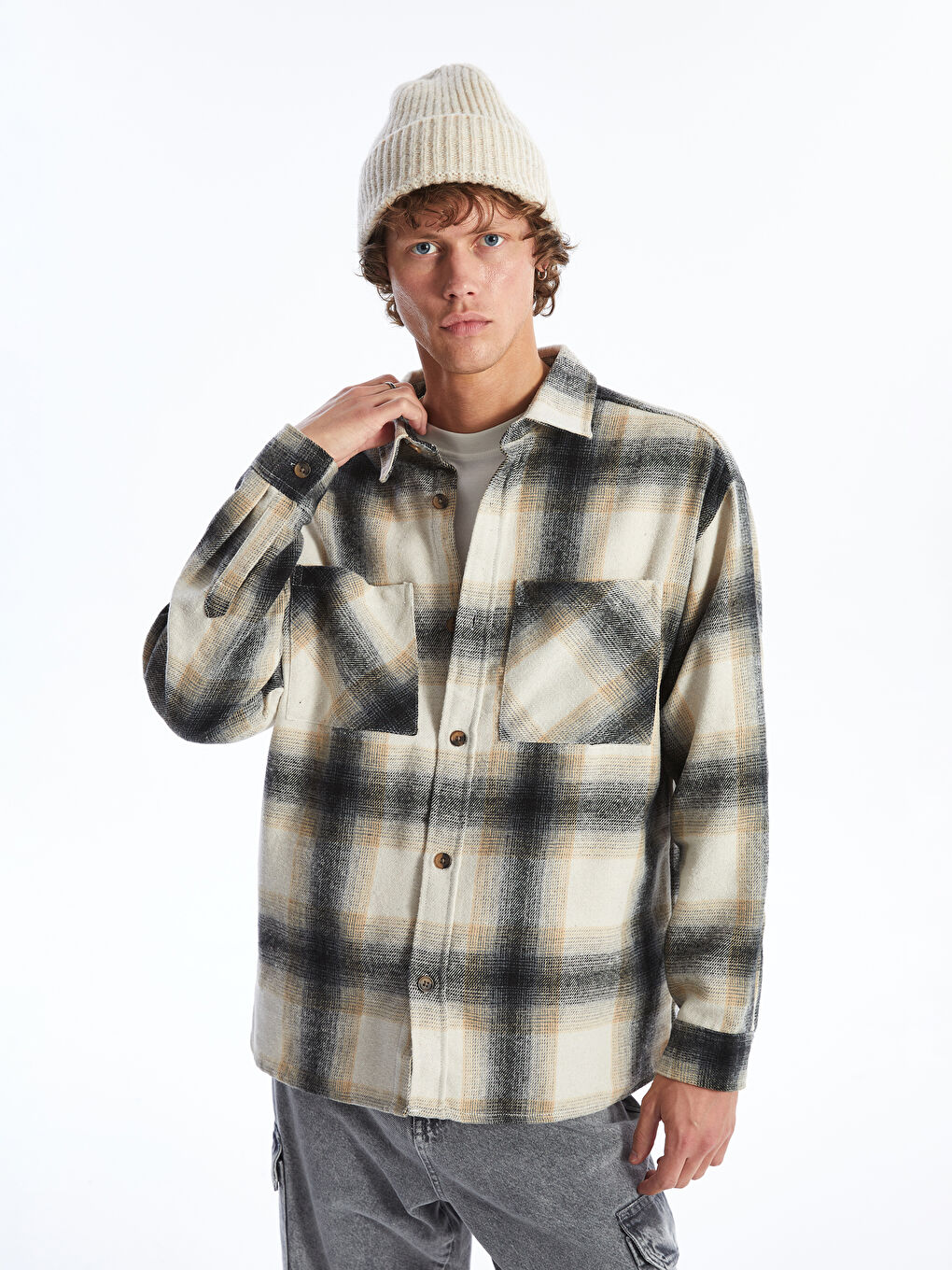 人気ブランドからコーディネートを探す Relaxed Fit Long Sleeve Plaid Men's Shirt Jacket -W47128Z8 ジャケット・アウター