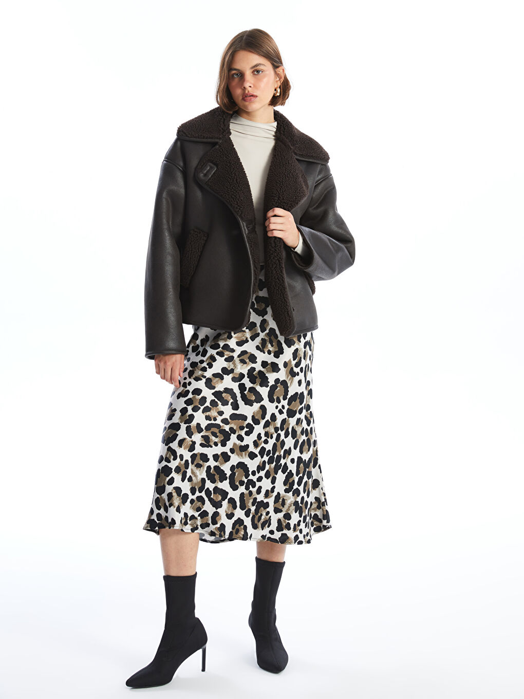 Jacket Collar Oversize Women's Leather Look Coat -W47343Z8 Jacket Collar Oversize Women's Leather Look Coat -W47343Z8
