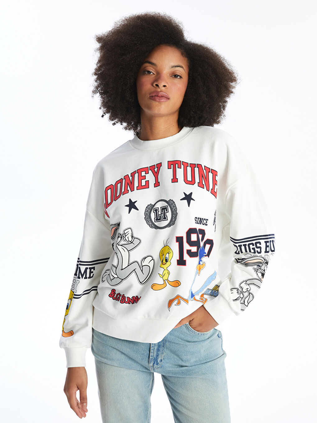 Crew Neck Bugs Bunny Printed Oversize Women's Thick Sweatshirt  -W4AL07Z8-R9J - W4AL07Z8-R9J - LC Waikiki