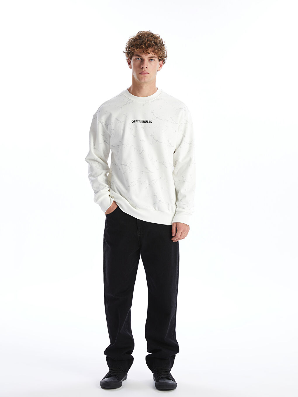Thick white sweatshirt on sale