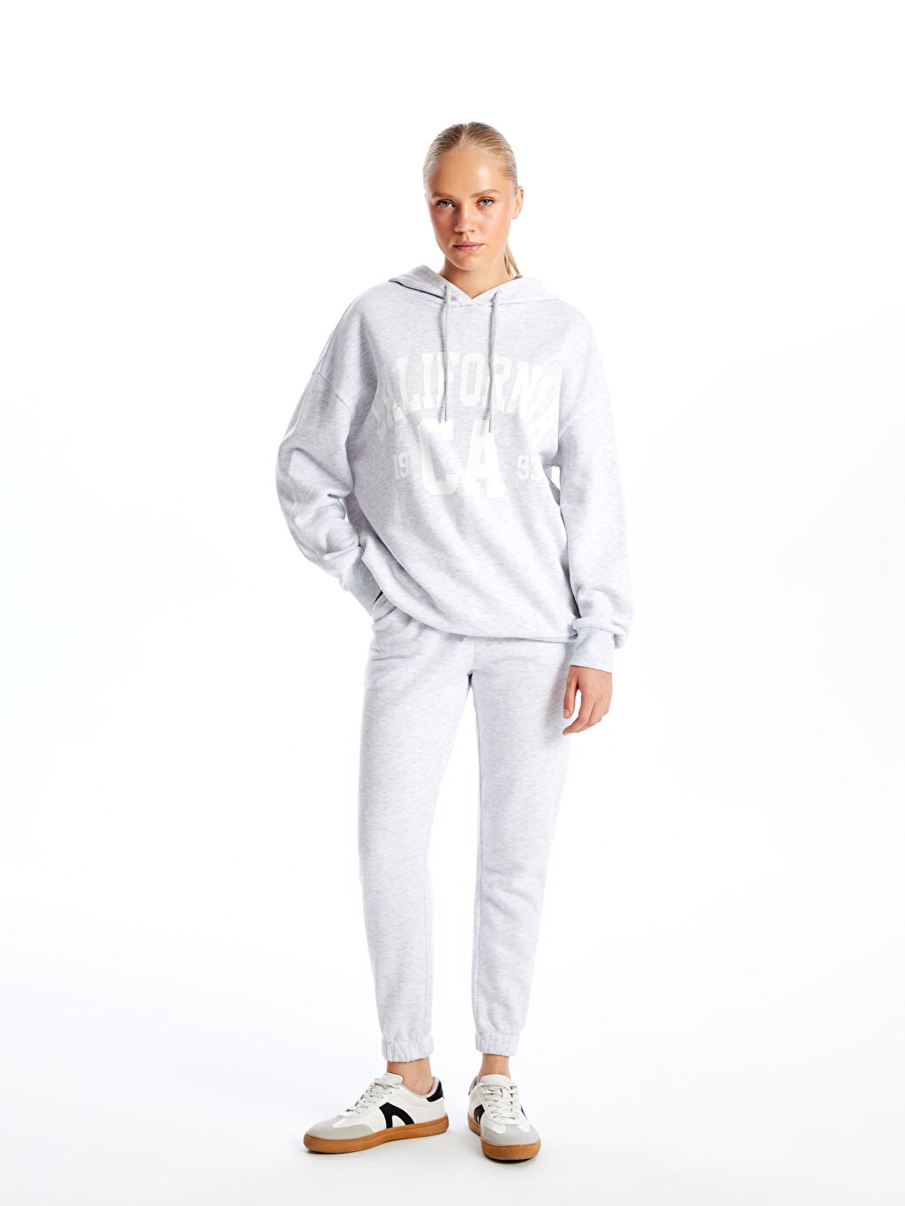 Elastic Waist Women s Thick Jogger Sweatpants W4DJ72Z8 E86 W4DJ72Z8 E86 LC Waikiki