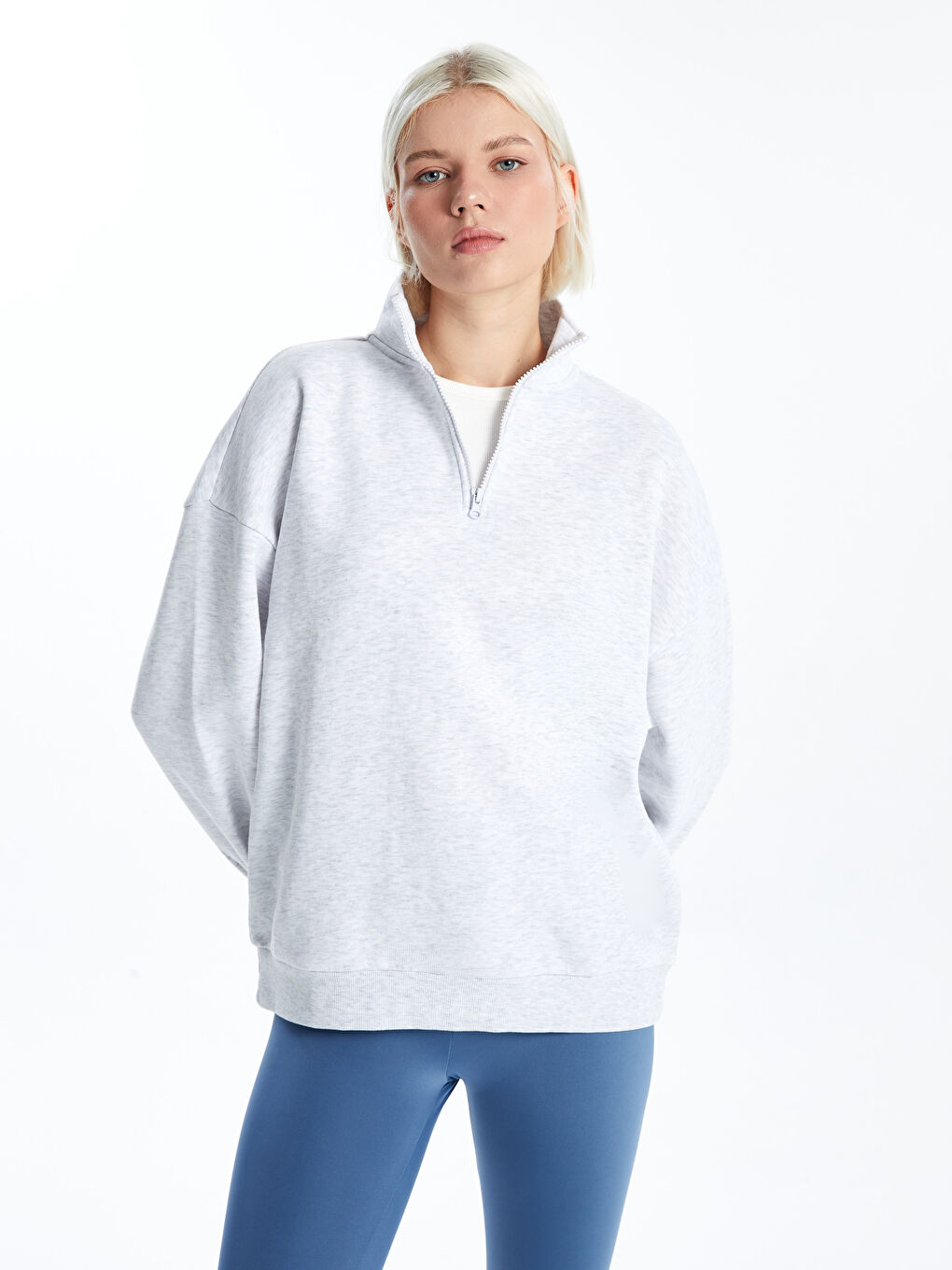 Stand Collar Oversize Women s Thick Sweatshirt W4EY84Z8 EFN W4EY84Z8 EFN LC Waikiki
