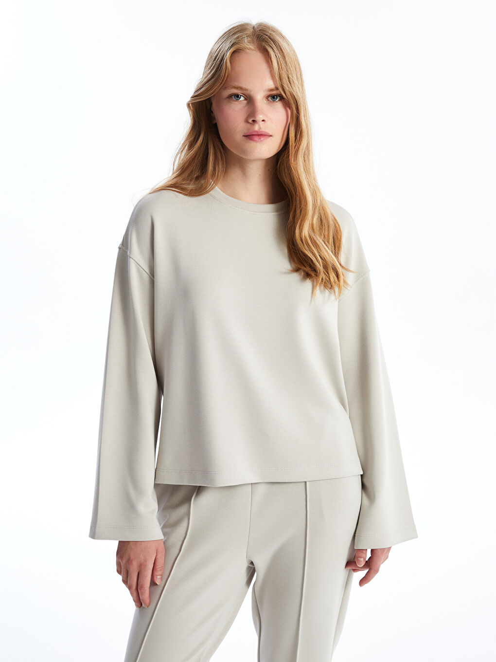 Bisiklet Yaka Duz Oversize Kad n Sweatshirt W4GR22Z8 FKQ W4GR22Z8 FKQ LC Waikiki