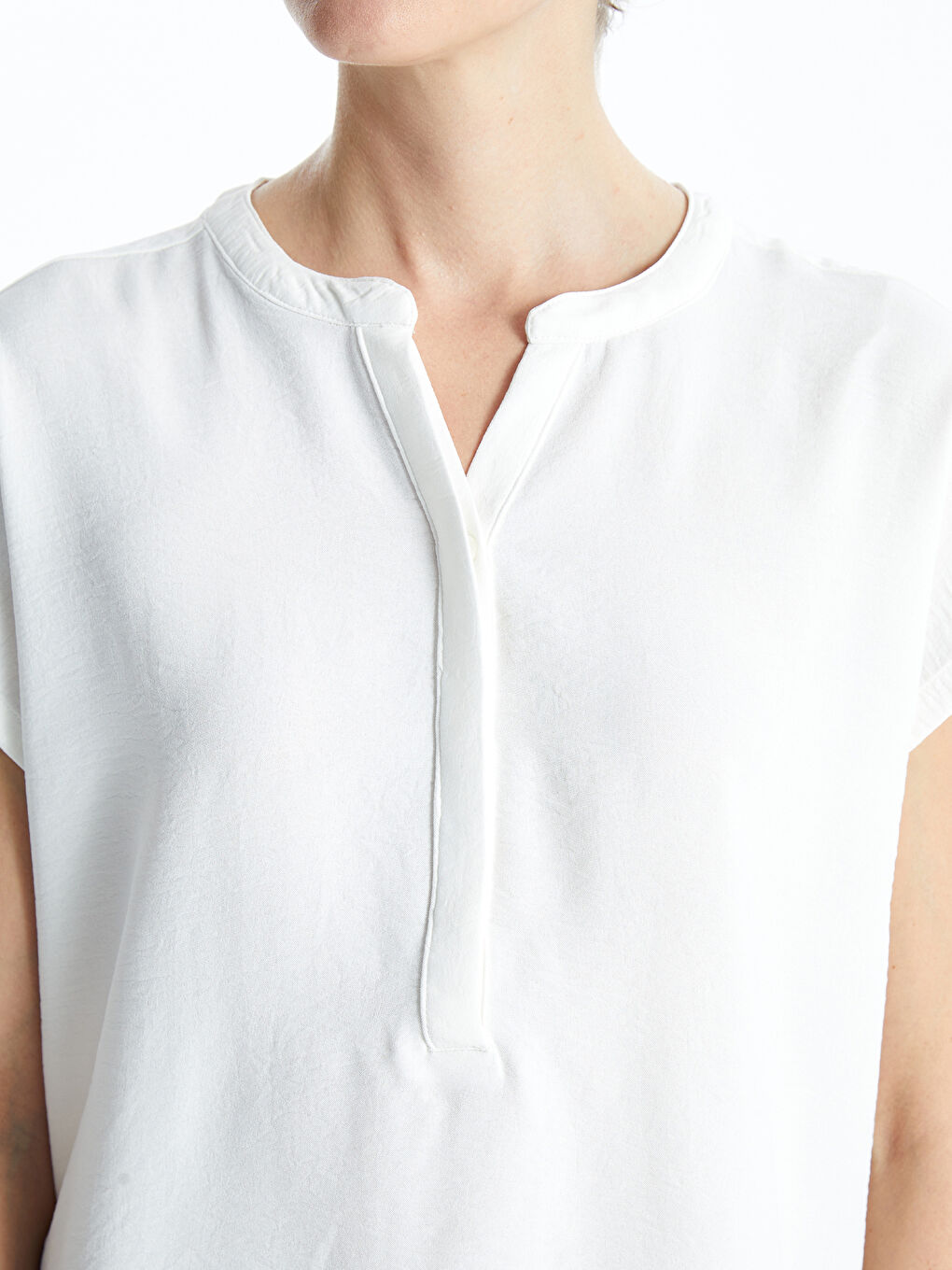 Crayme, - pui❤️Big  Collars  Blouse   ホワイト piping flower big collar blouse white | épine