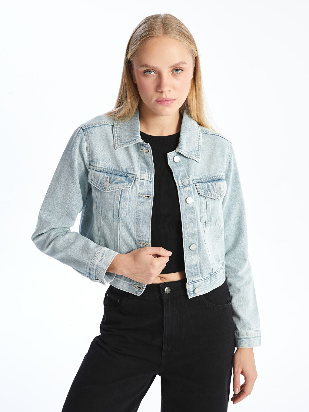 XSIDE Collared Neck Pocketed Women's Denim Jacket -S53121Z8-K9M  S53121Z8-K9M LC Waikiki