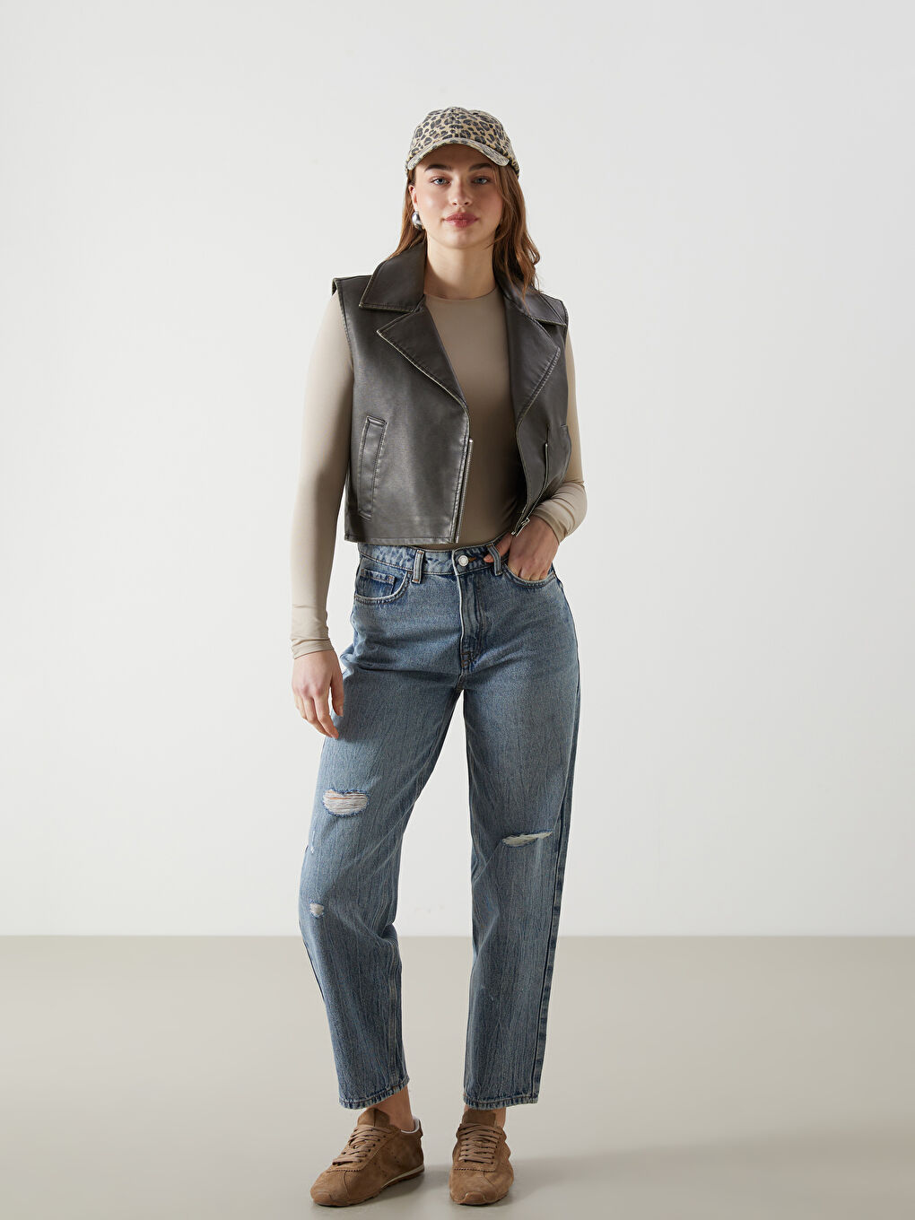 Boyfriend Ripped Detail Women's Jeans -S53576Z8-311