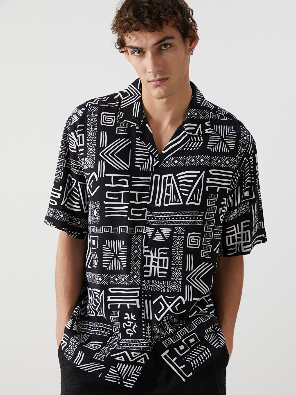 Regular Fit Short Sleeve Patterned Viscose Men's Shirt