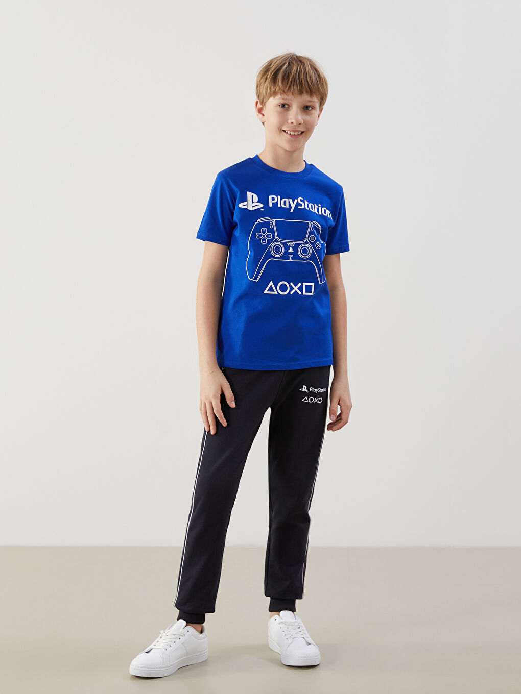 LC WAIKIKI Elasticated Waist PlayStation Printed Boys' Jogger Sweatpants -S58543Z4-HNX