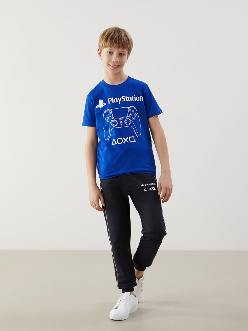 LC WAIKIKI Elasticated Waist PlayStation Printed Boys' Jogger Sweatpants -S58543Z4-HNX