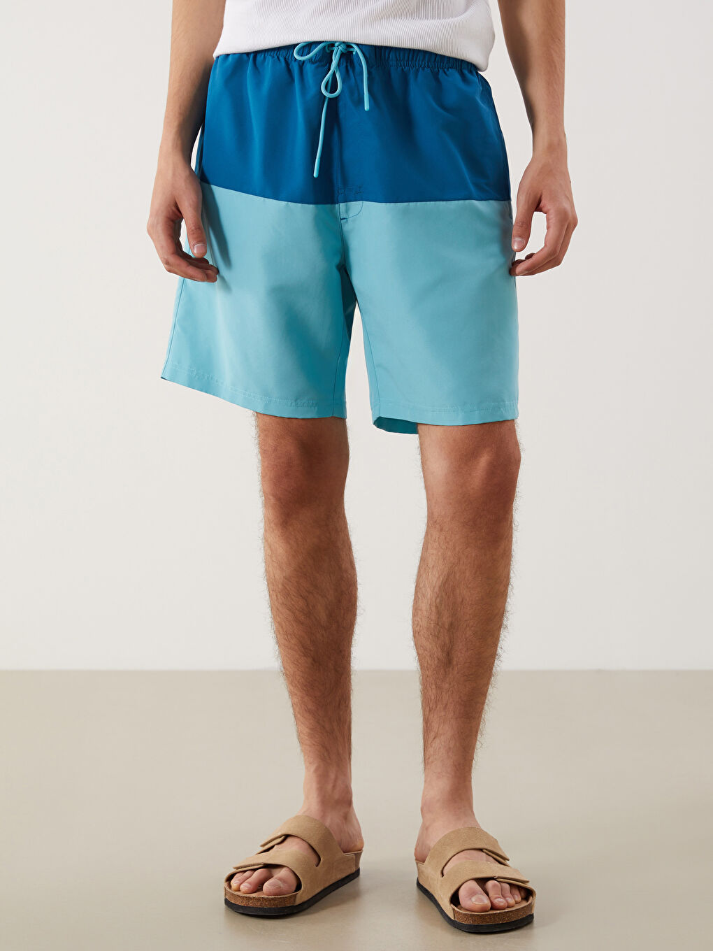 ショートスキー　PURECONSCIOUS LC WAIKIKI Short Length Men's Swimming Shorts -S5CH63Z8-HHH