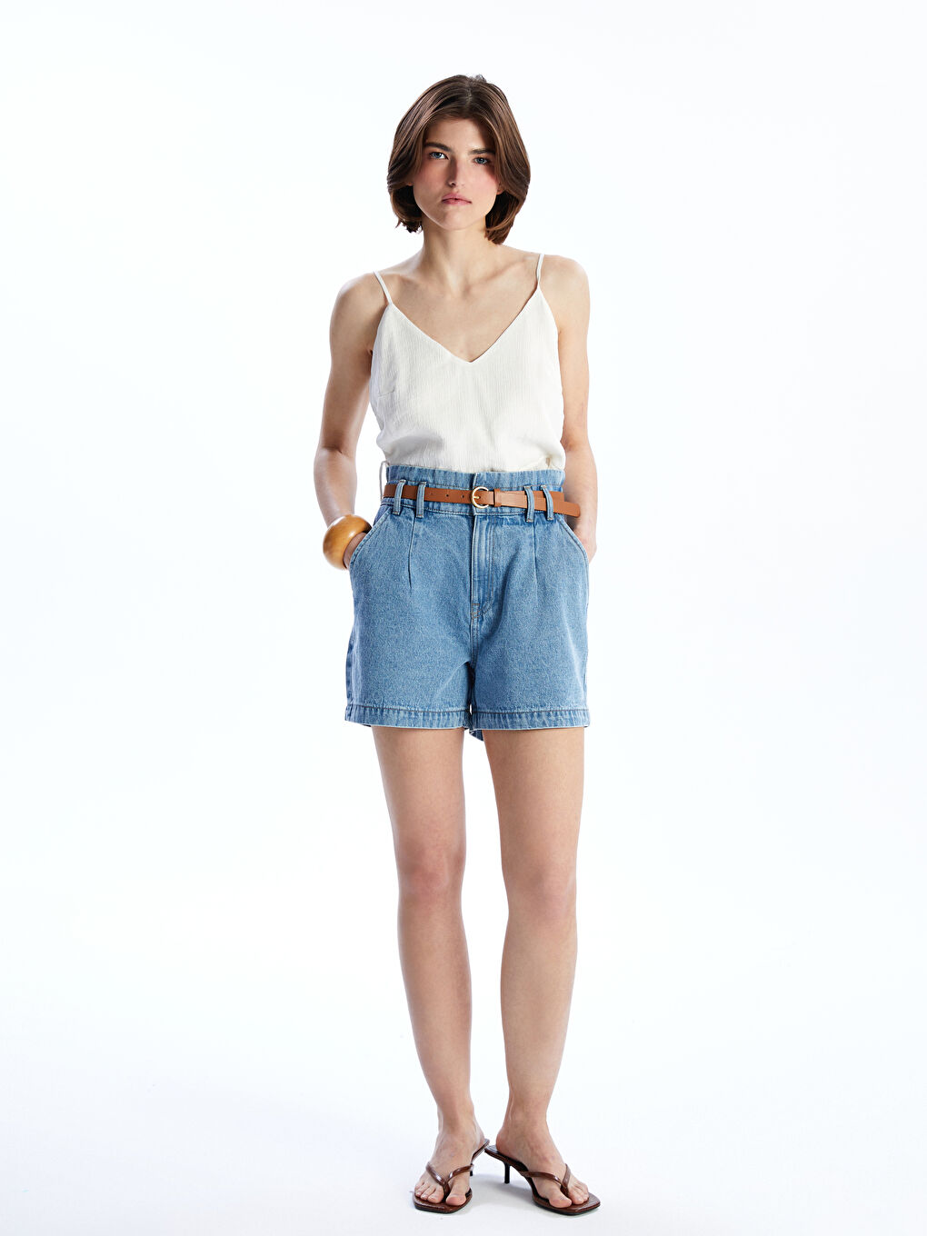 【in a row】Saint Washing Short Denim Cut to the Chase Mid-Rise Denim Shorts | Windsor
