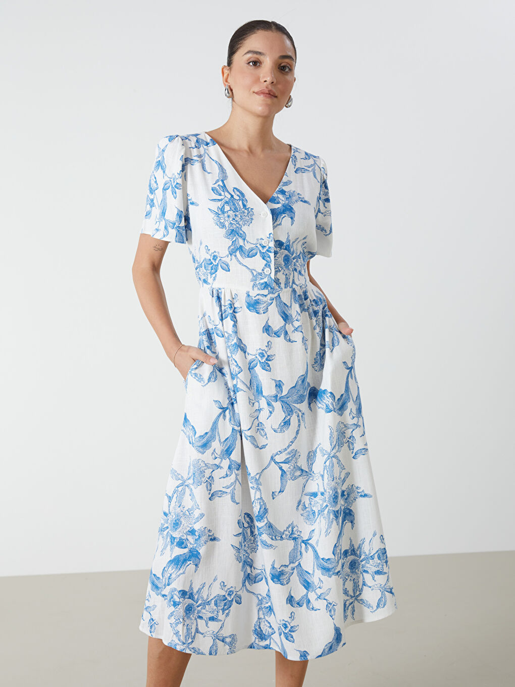 Woman NAVY Dress -S5EQ99Z8-LSJ - S5EQ99Z8-LSJ - LC Waikiki Woman NAVY Dress -S5EQ99Z8-LSJ - S5EQ99Z8-LSJ - LC Waikiki