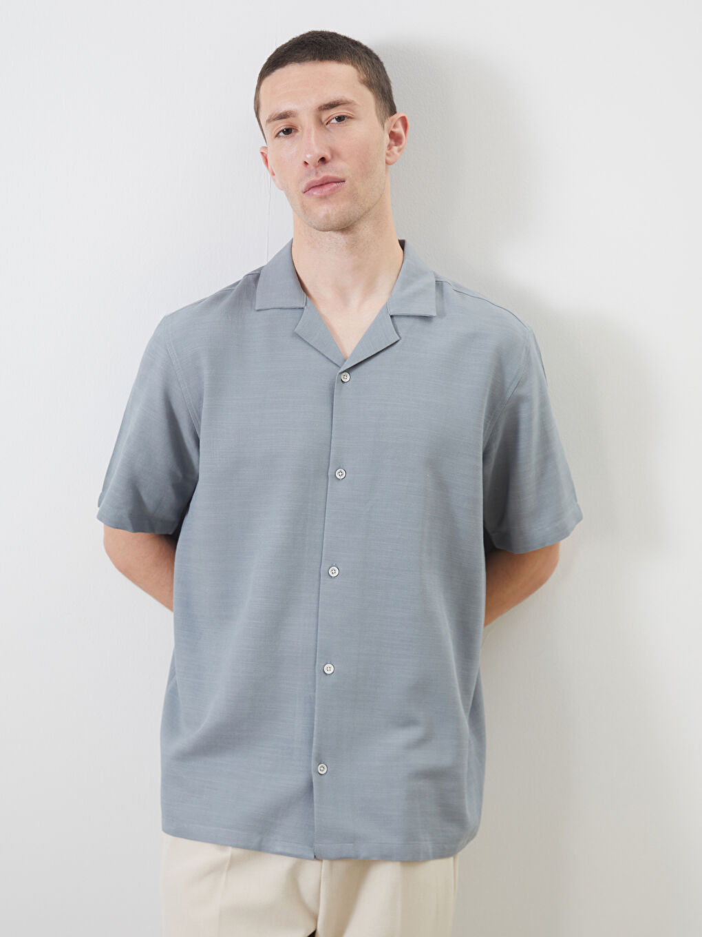 LC WAIKIKI Звичайний крій Сорочка з коротким рукавом виглядом льону для чоловіків -S5IO54Z8-DGP