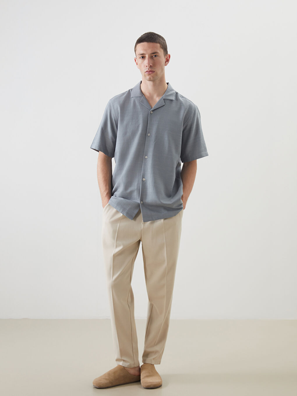 LC WAIKIKI Звичайний крій Сорочка з коротким рукавом виглядом льону для чоловіків -S5IO54Z8-DGP