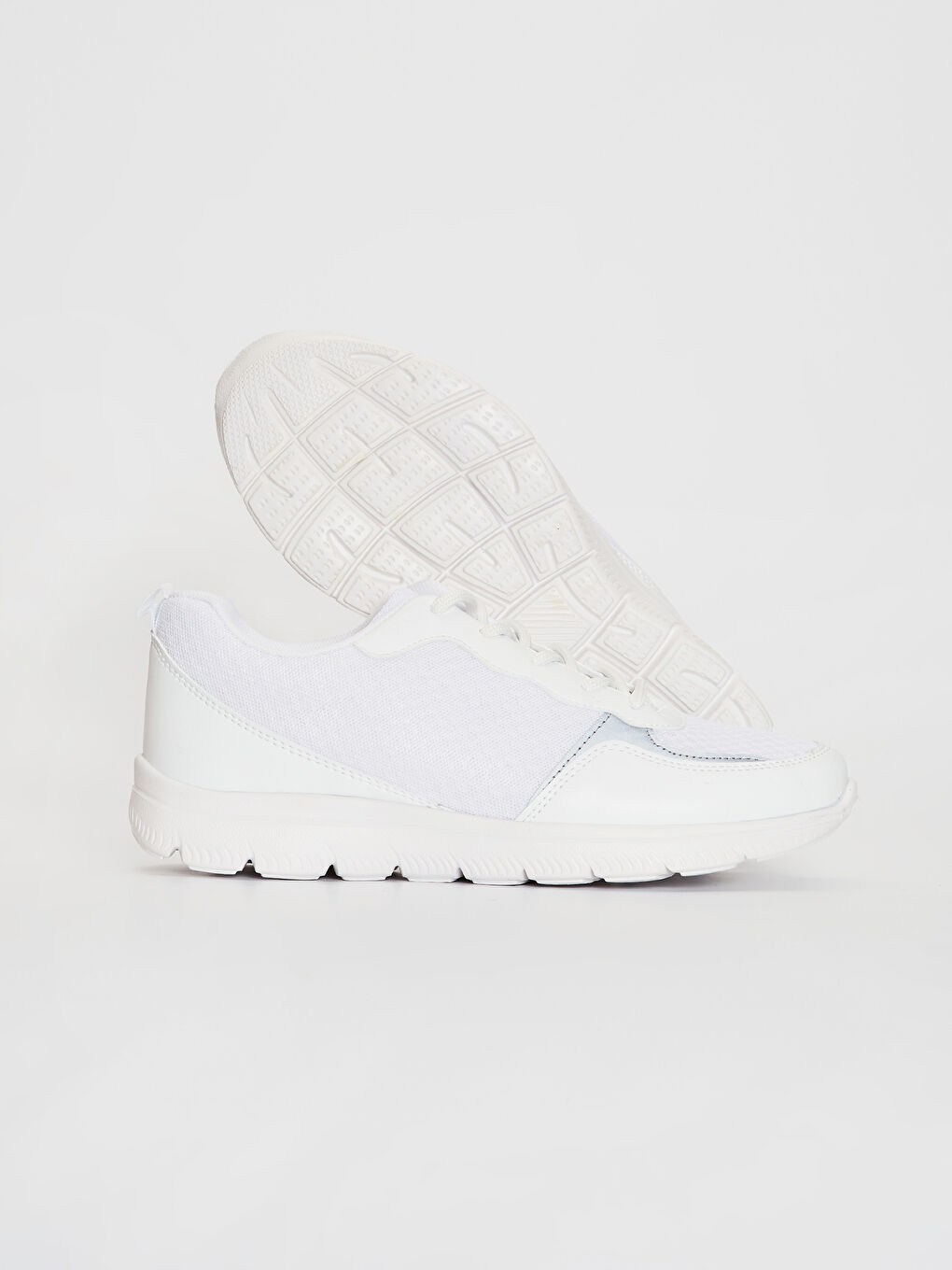 White LaceUp Mesh Detailed Women's Active Sport Shoes 0S9097Z8J5E