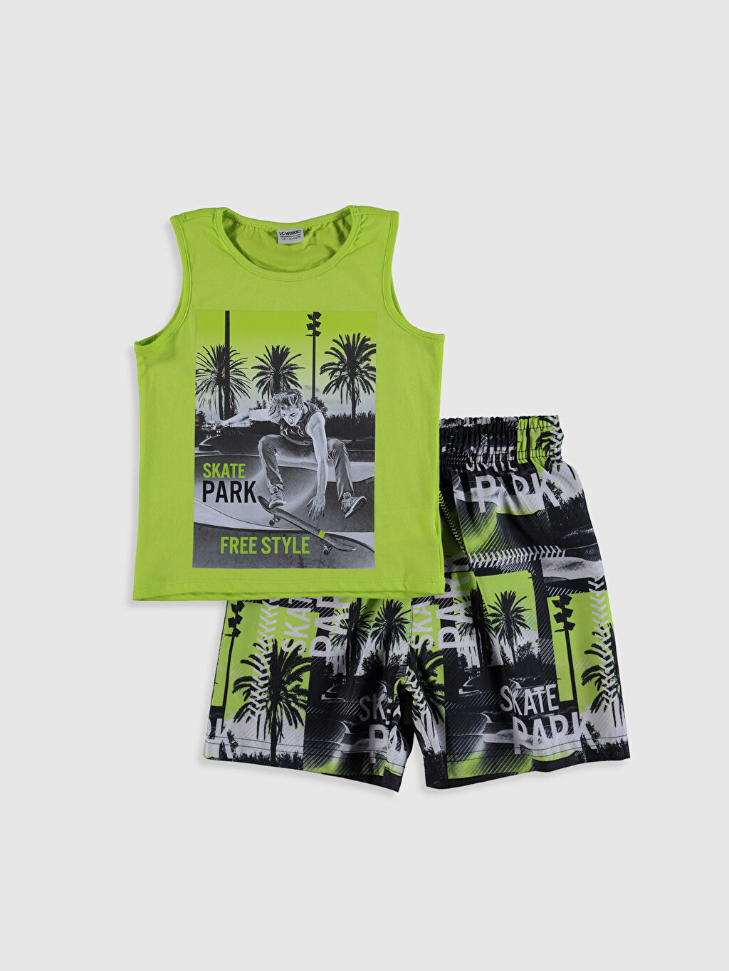 Yesil Erkek Cocuk Yuzme Takim Lc Waikiki