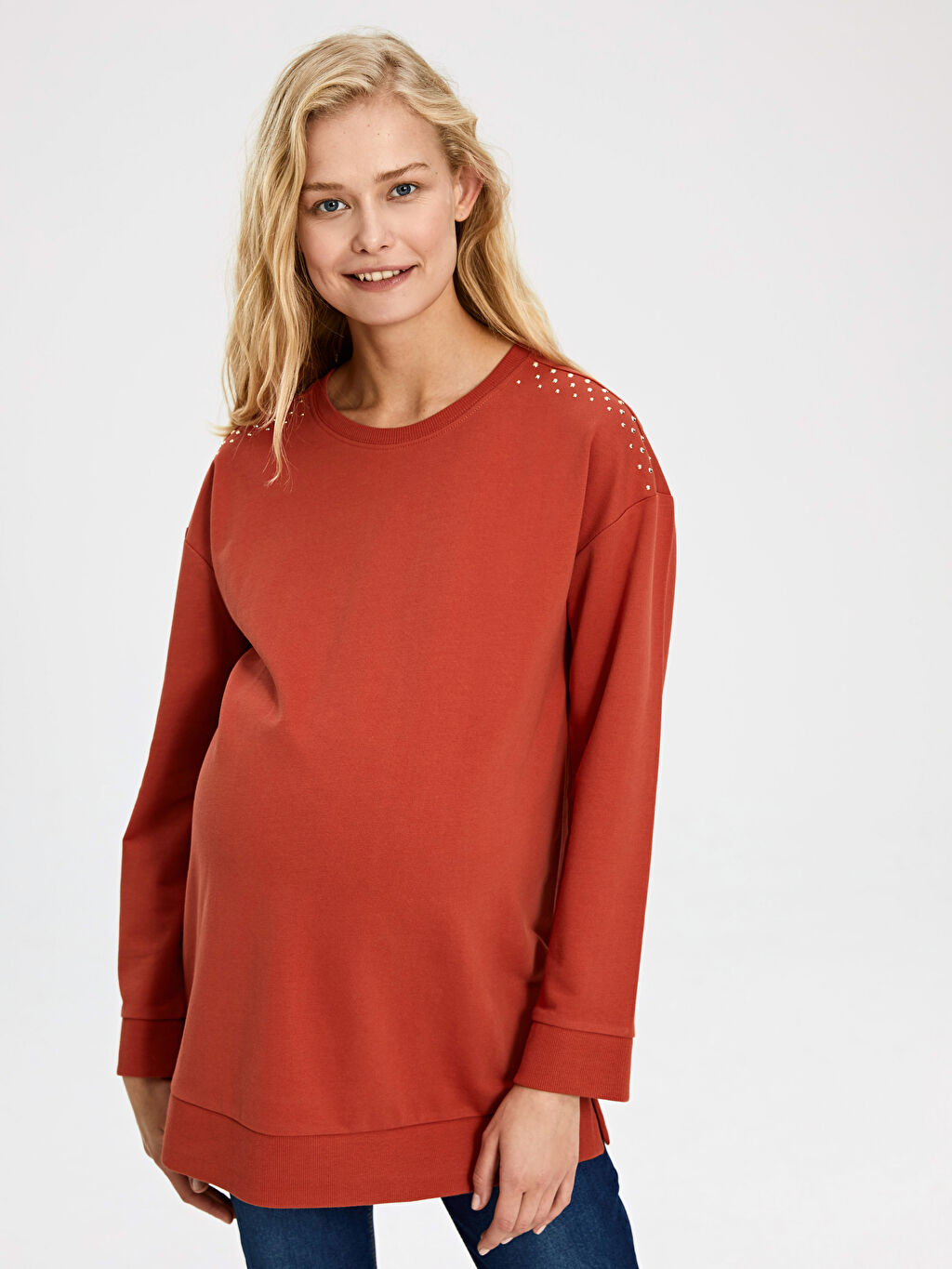 Modalite Net Lcw Omuzlari Aplikeli Pamuklu Hamile Sweatshirt