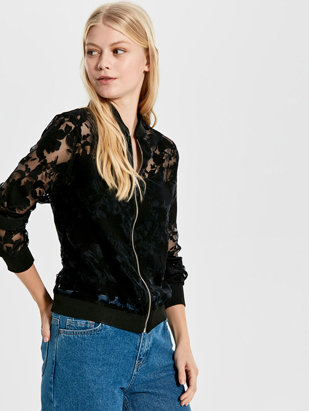 LCW Nisan Triko Dantelli Bomber Ceket. 1 LCW Nisan Triko Dantelli Bomber Ceket. 1