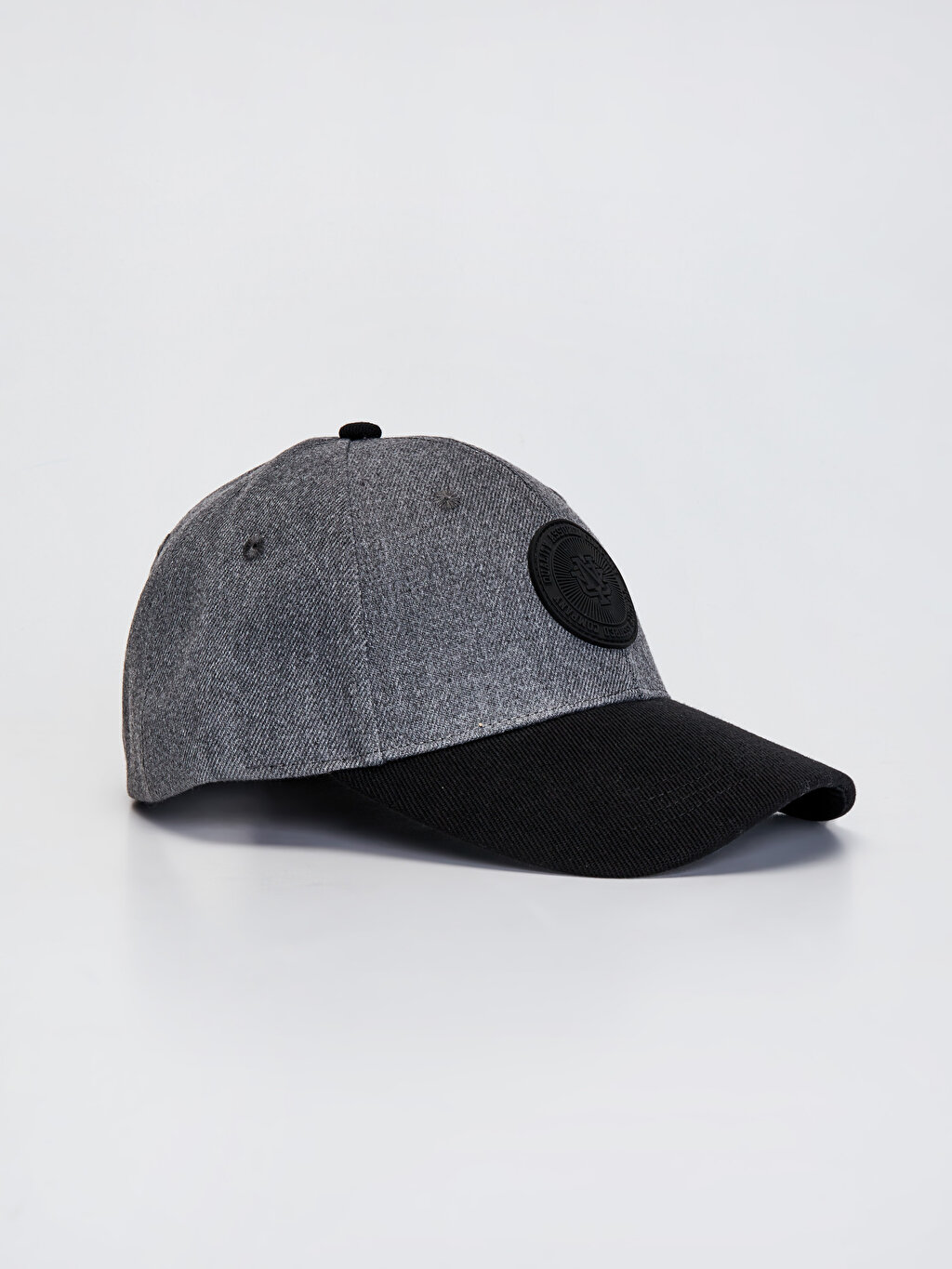 LCW Aplike Detaylı Şapka. 1