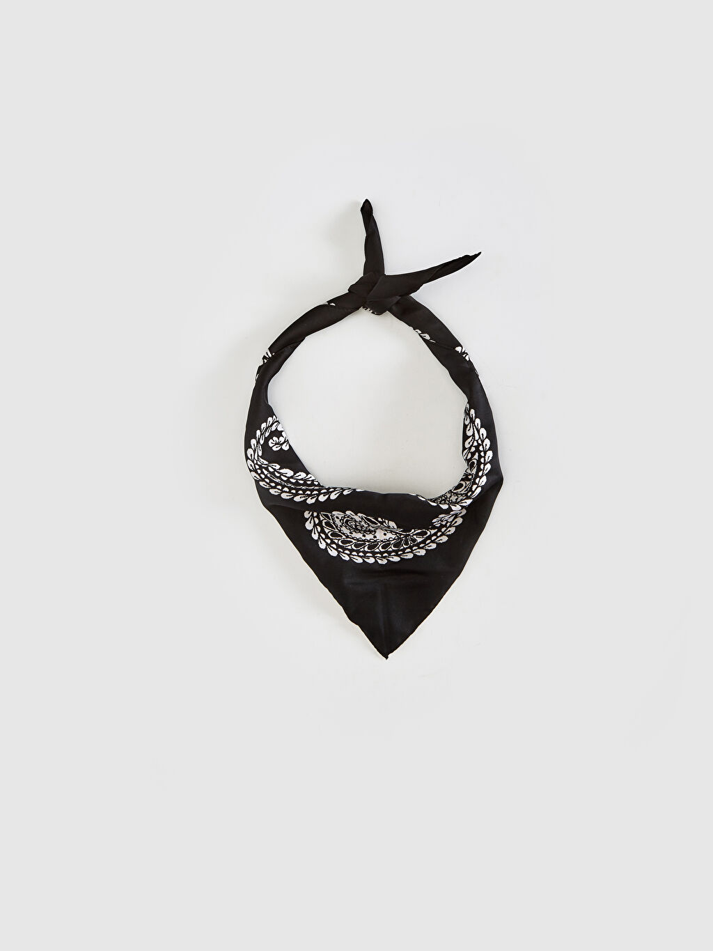 Siyah Desenli Bandana Lc Waikiki