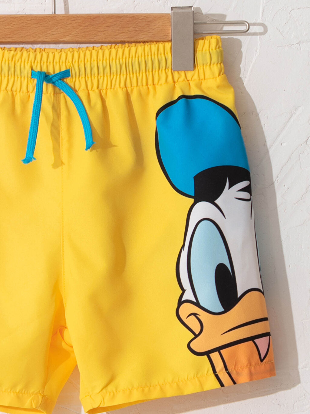 Baby Boy Donald Duck Swim Shorts S1ES62Z1FXY S1ES62Z1FXY LC Waikiki