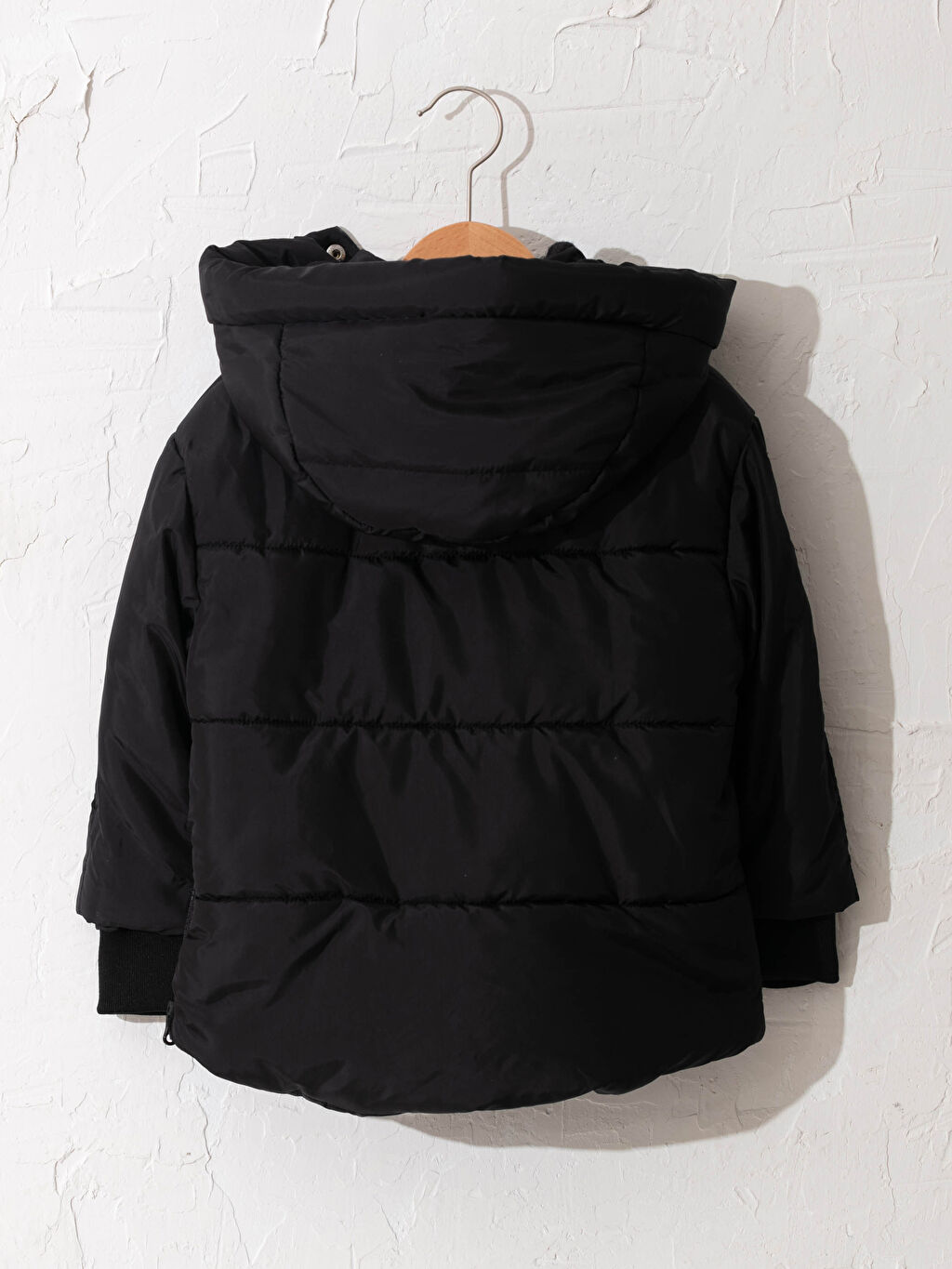 Siyah Erkek Bebek Mont LC Waikiki