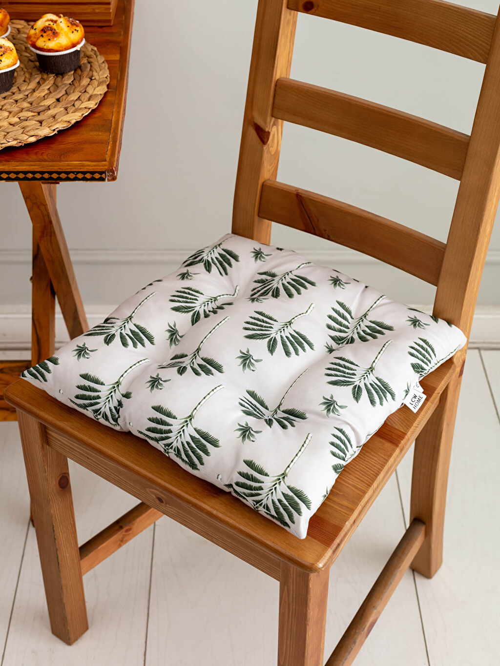 Cok Renkli Baskili Bagcikli Sandalye Minderi 40x40 Cm S1kk92z8 F9c Lc Waikiki Cok Renkli Baskili Bagcikli Sandalye Minderi 40x40 Cm S1kk92z8 F9c Lc Waikiki