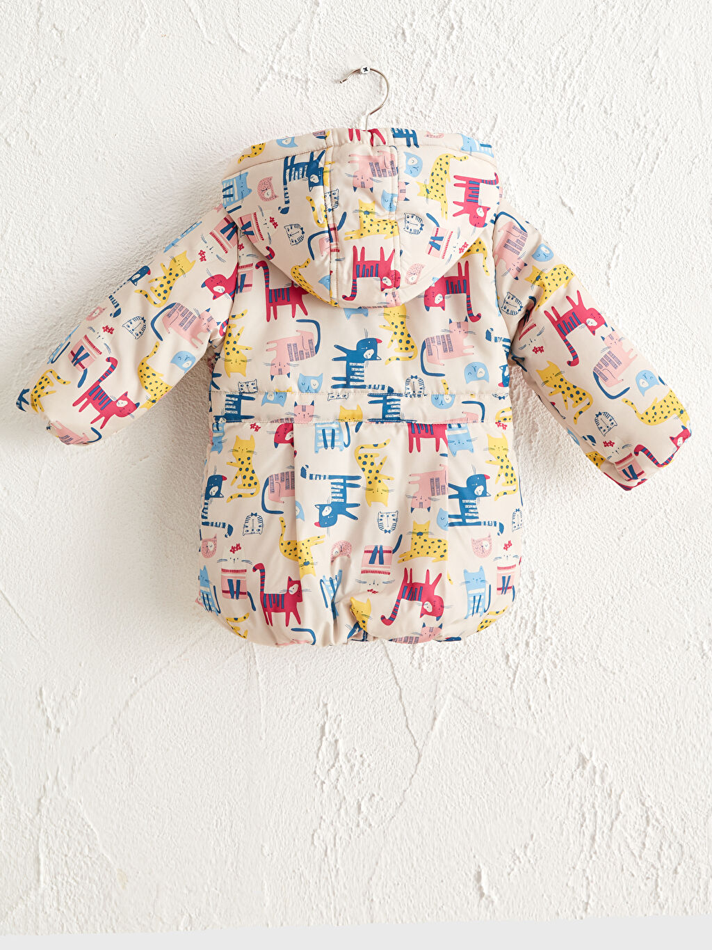 Bej Kız Bebek Desenli Mont LC Waikiki