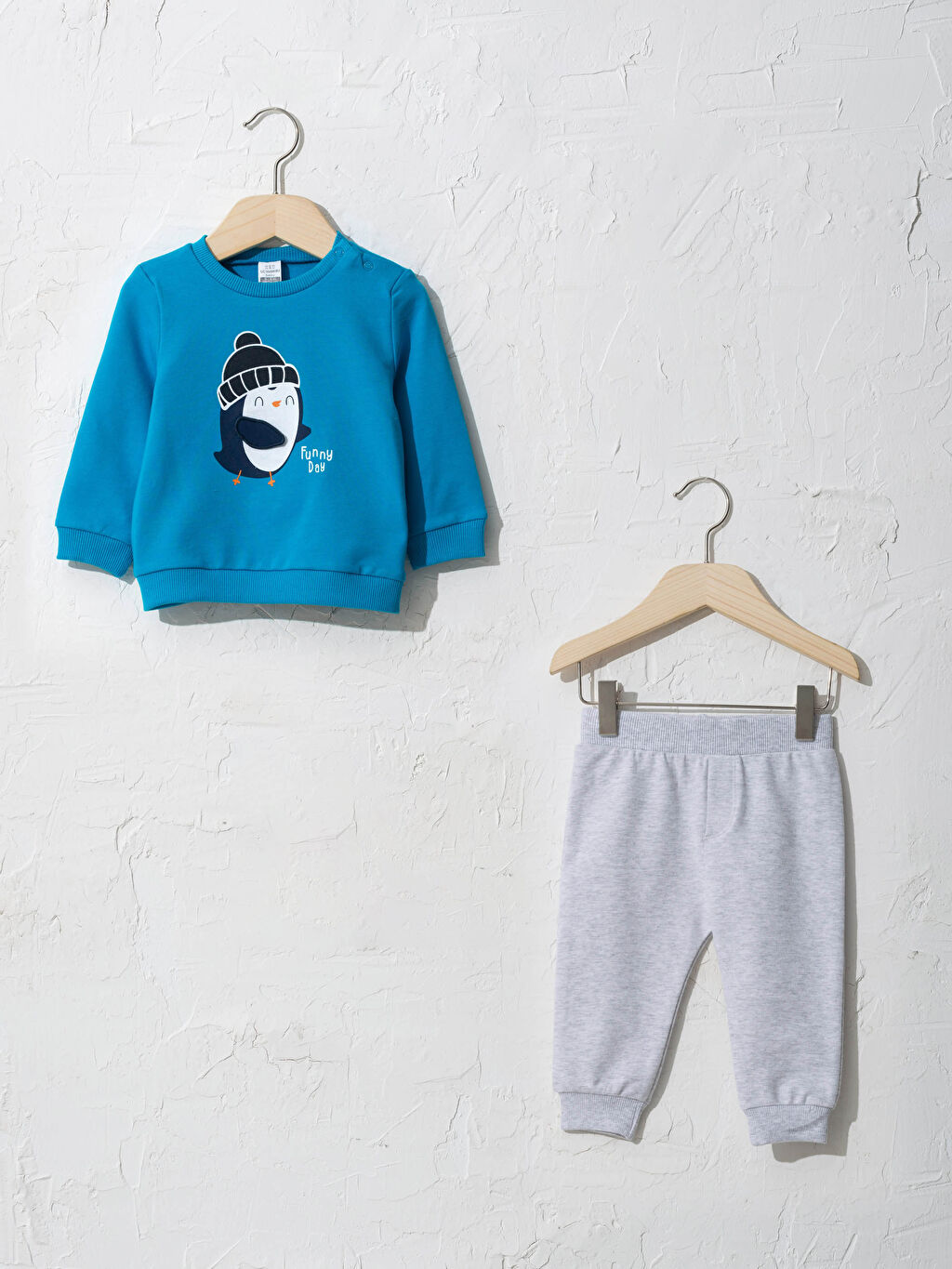 Turkuaz Erkek Bebek Sweatshirt Ve Pantolon 0wbl39z1 Gx9 Lc Waikiki