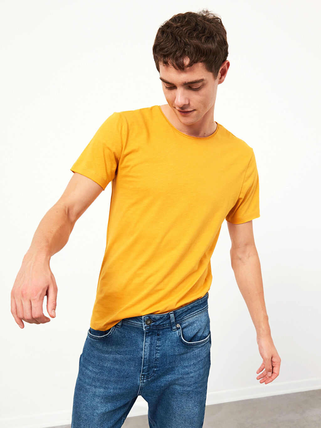 Sari Xside Bisiklet Yaka Kisa Kollu Basic Tisort Lc Waikiki