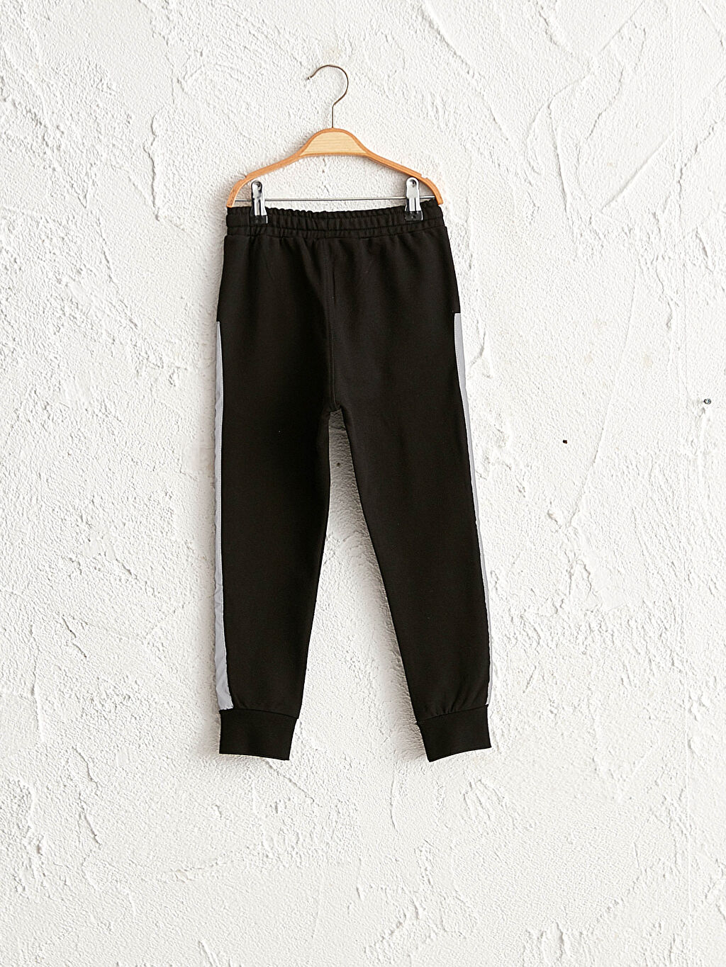 Siyah Erkek Cocuk Jogger Esofman Alti Lc Waikiki