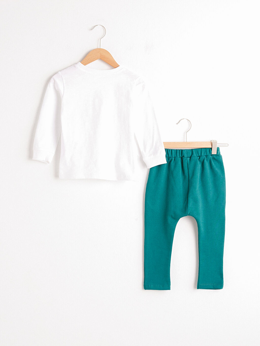 Beyaz Erkek Bebek Sweatshirt ve Pantolon LC Waikiki