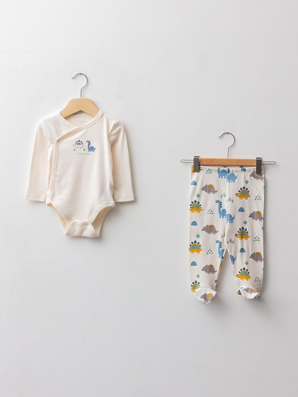 Ekru Zarf Yaka Uzun Kollu Baskılı Erkek Bebek Çıtçıtlı