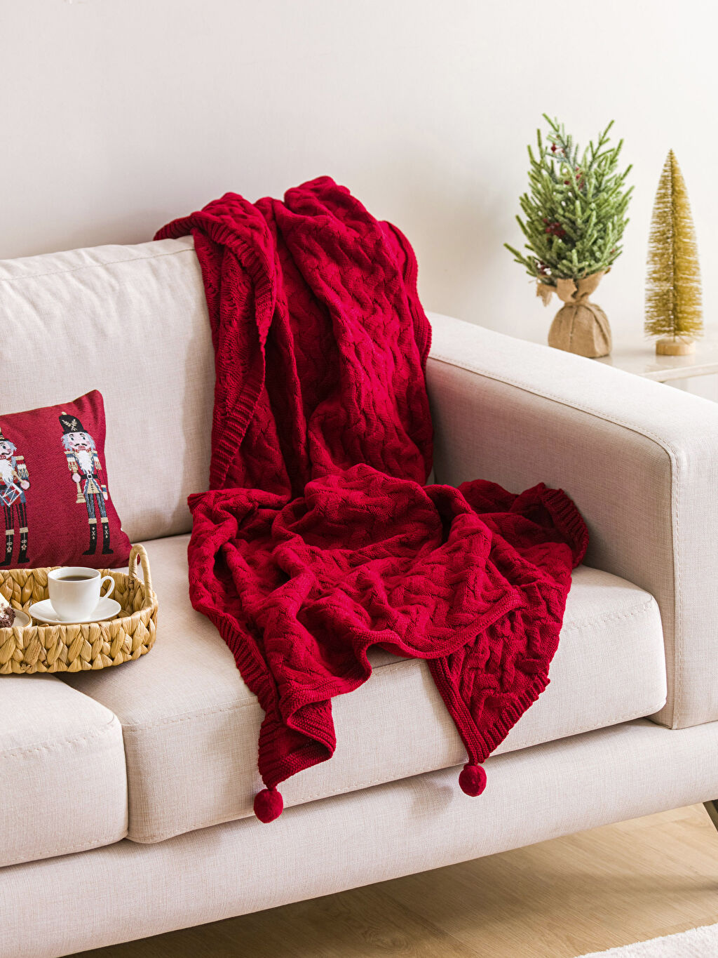 Pompom Detailed Knitwear Blanket 100x150 Cm W2aq60z8 Rxt W2aq60z8 Rxt Lc Waikiki