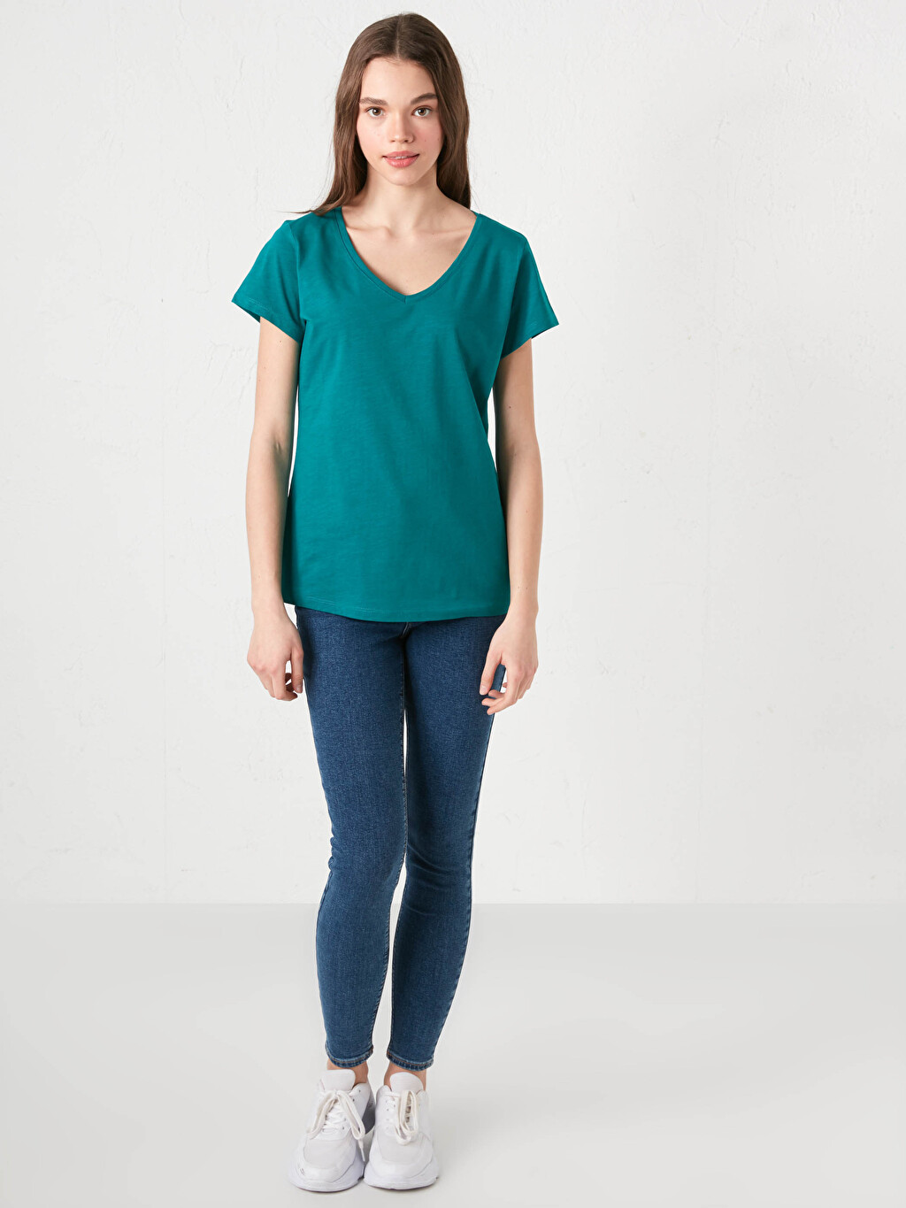 LCW CASUAL V-Neck Cotton Plain T-Shirt 