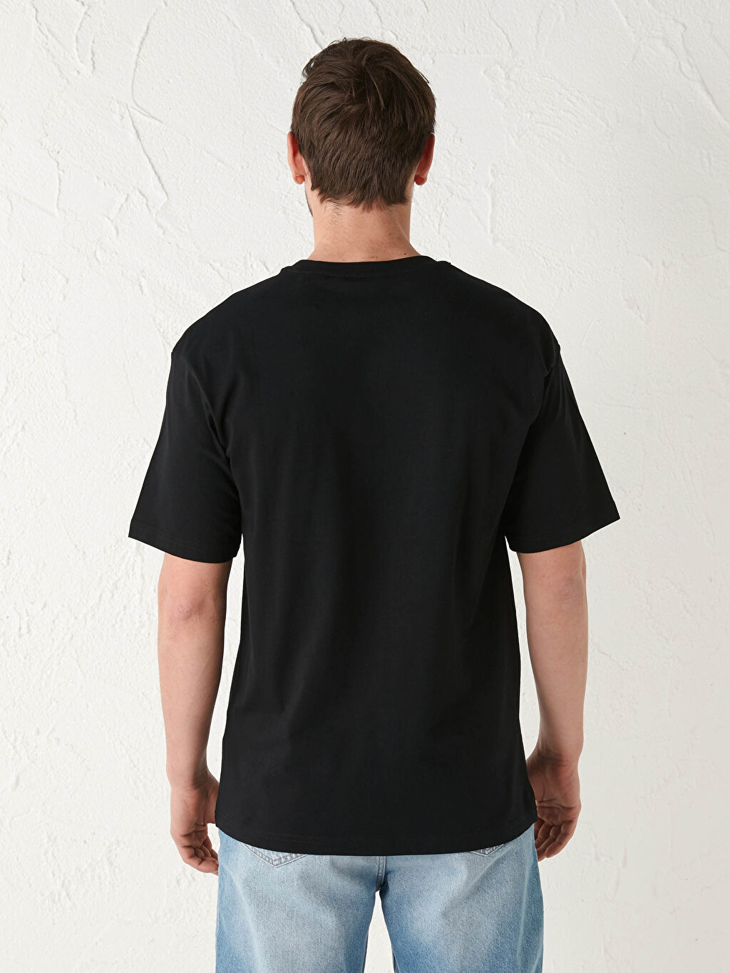 Siyah Lcw Casual Bisiklet Yaka Kisa Kollu Batman Baskili Penye Erkek Tisort S1fd35z8 Cvl Lc Waikiki