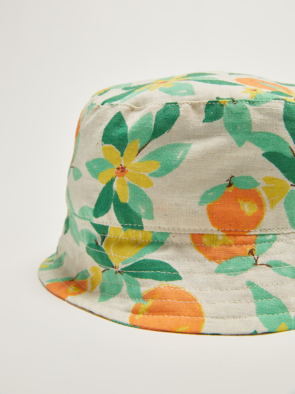 Ekru Desenli Kız Bebek Kova Şapka LC Waikiki