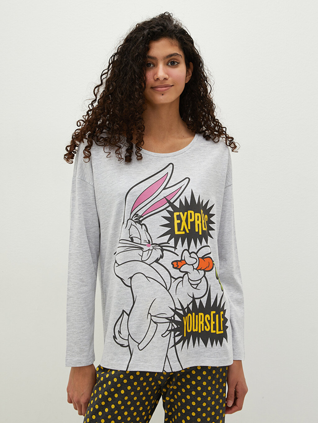 Crew Neck Bugs Bunny Printed Long Sleeve Women's Pajamas Set -W16478Z8 ...