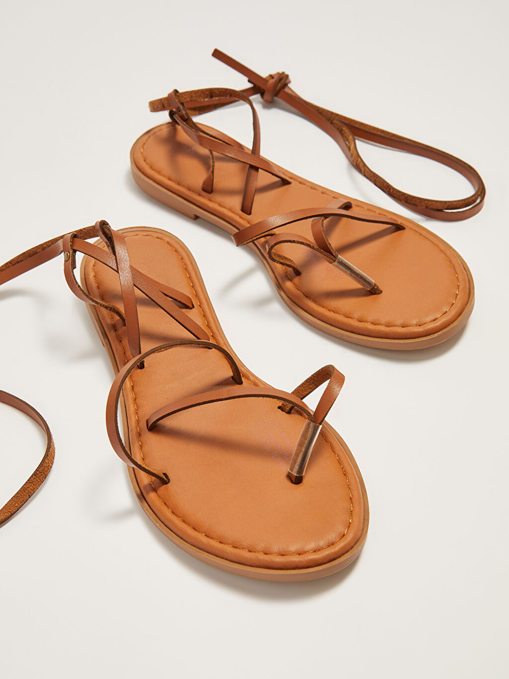 leather look flip flops