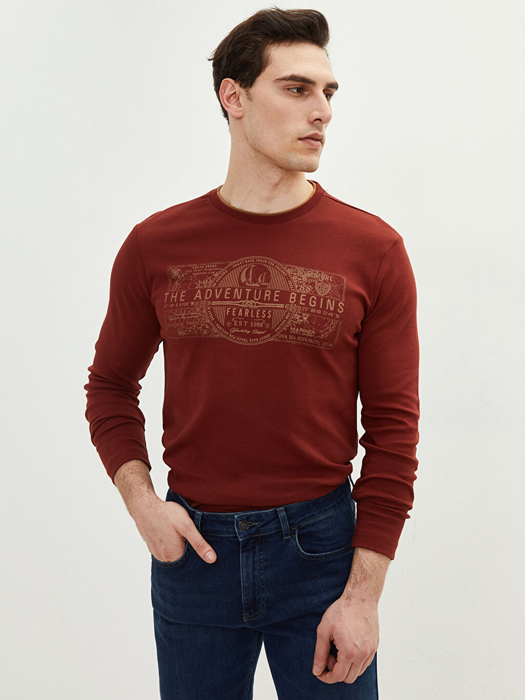 red shirt classic crew sweatshirt