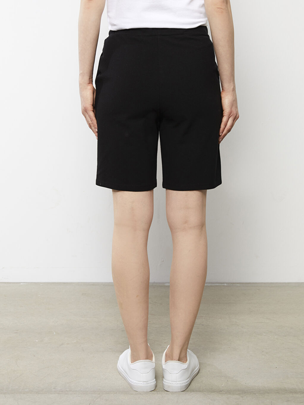 Elastic Waist Regular Pocket Detailed Cotton Women's Bermuda Shorts