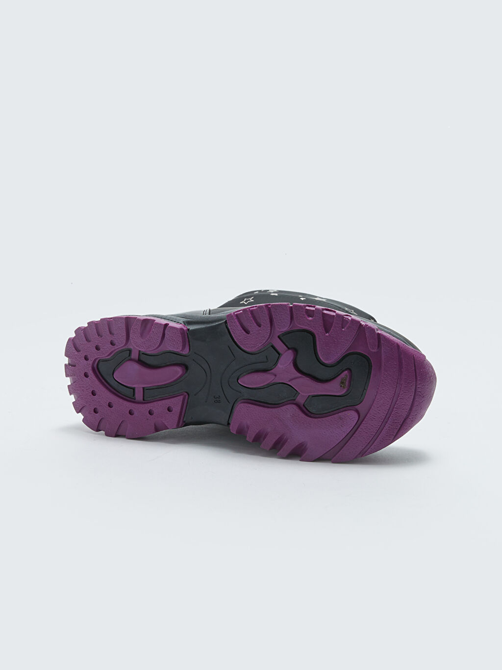 snow boots with zipper