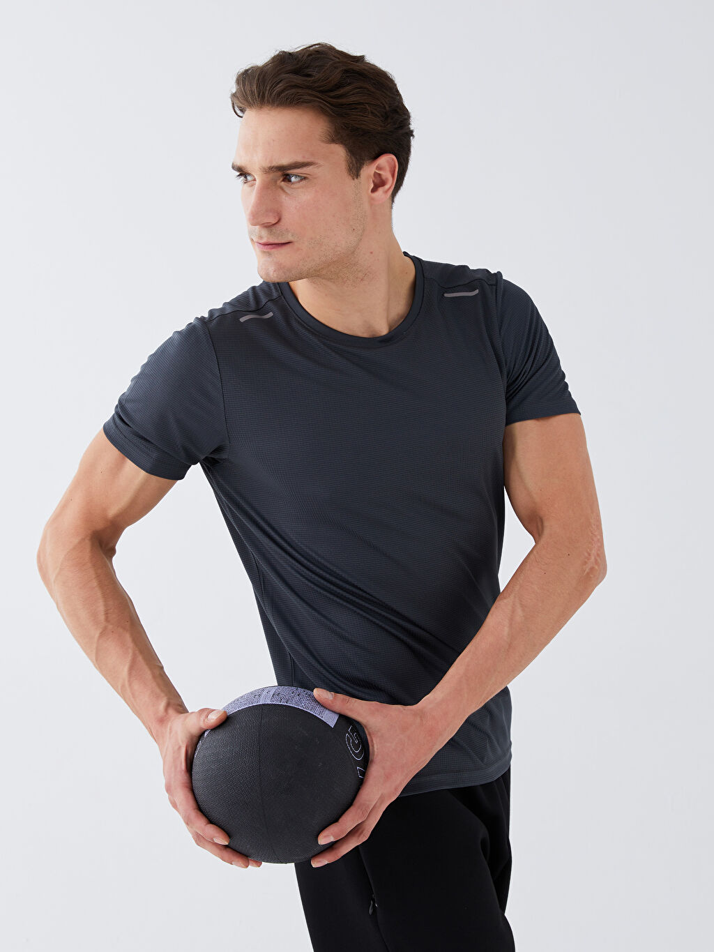 LCW SPORTS T shirt de Sport Manches Courtes et col Rond pour Homme. S33951Z8 LZF S33951Z8 LZF LC Waikiki