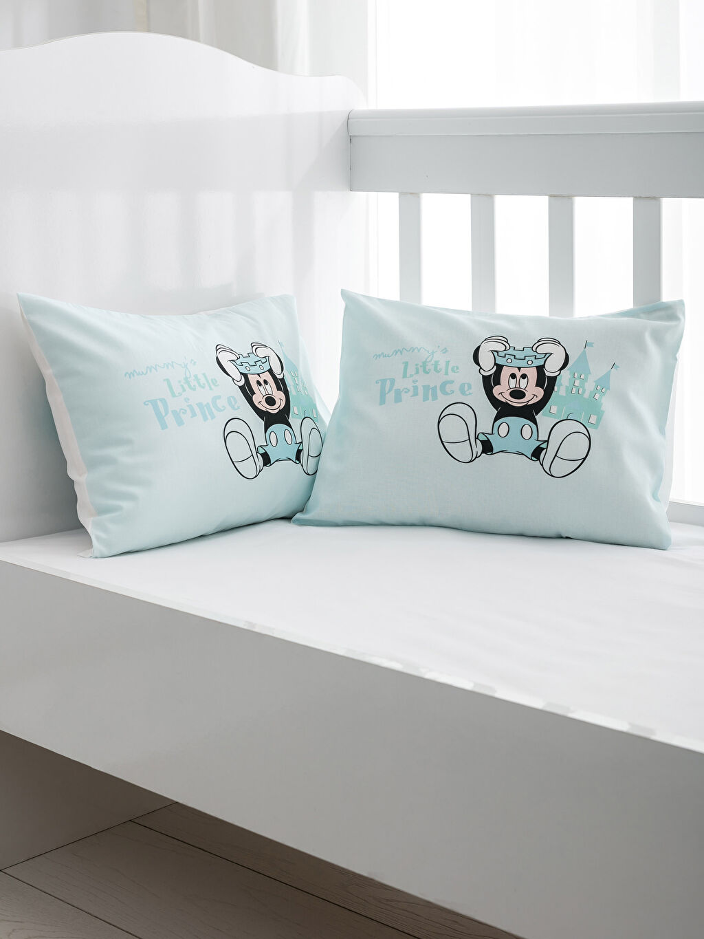 Mavi Mavi Bebek Yastık Kılıfı LC Waikiki