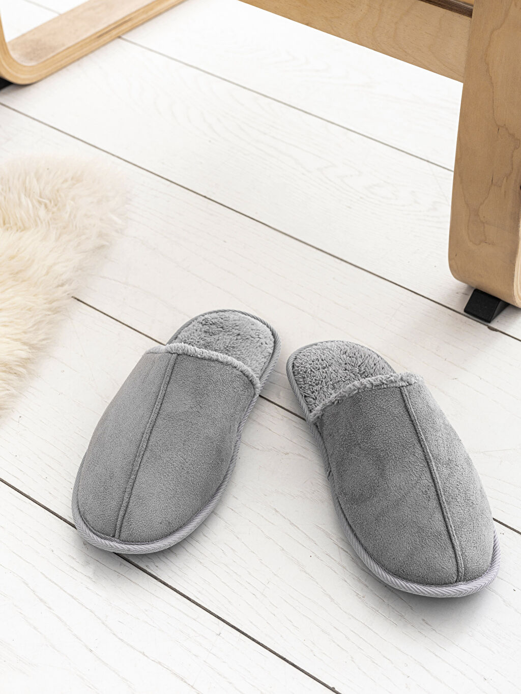 Gri Kadife Ev Terliği LC Waikiki