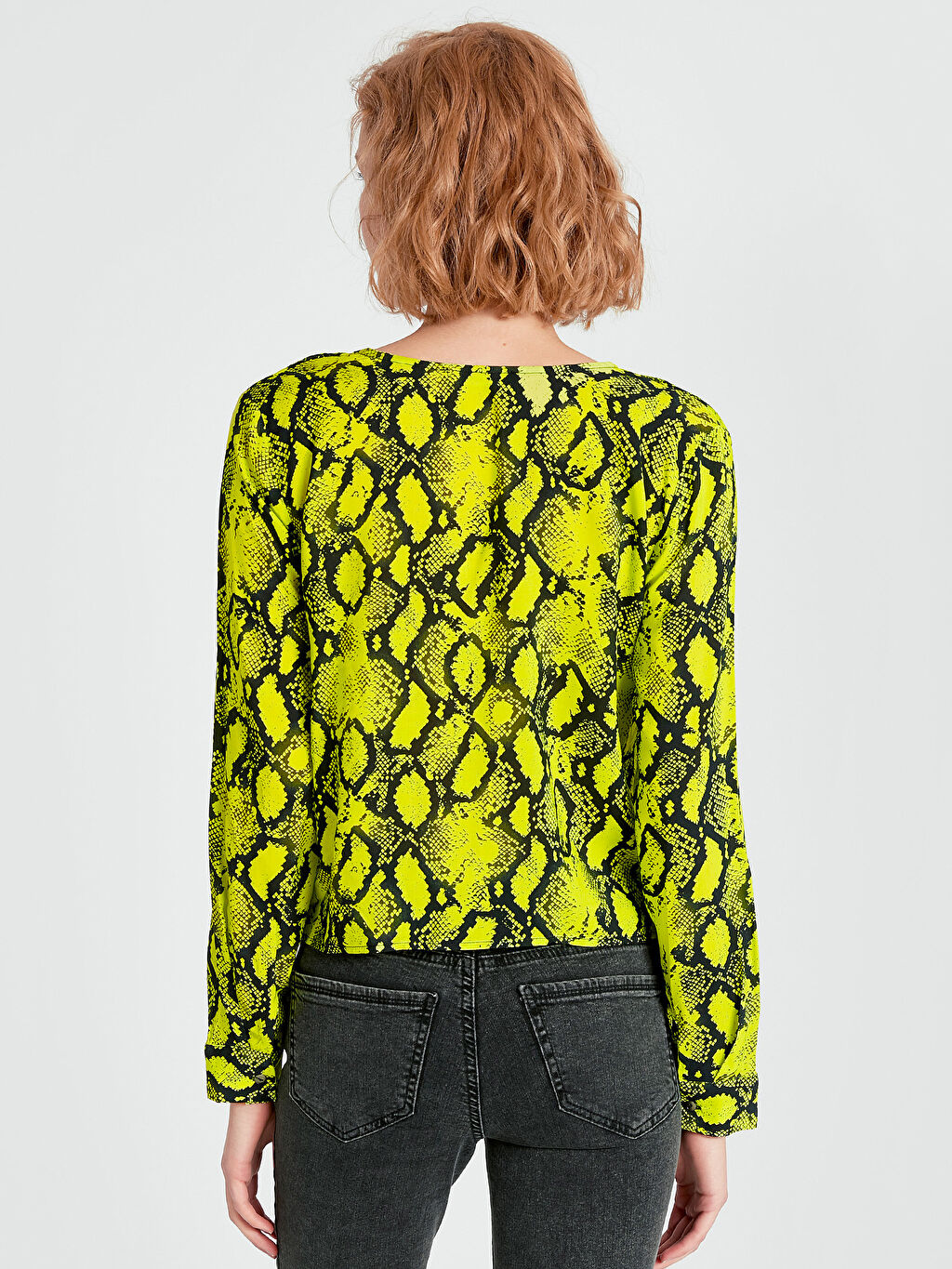 Yesil Beli Baglama Detayli Desenli Neon Bluz Lc Waikiki