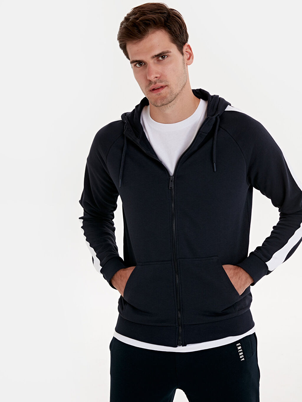 толстовка черная с желтым. кофта 9. Lc waikiki толстовка черная. ветровка ea7. Lc waikiki толстовка черная.